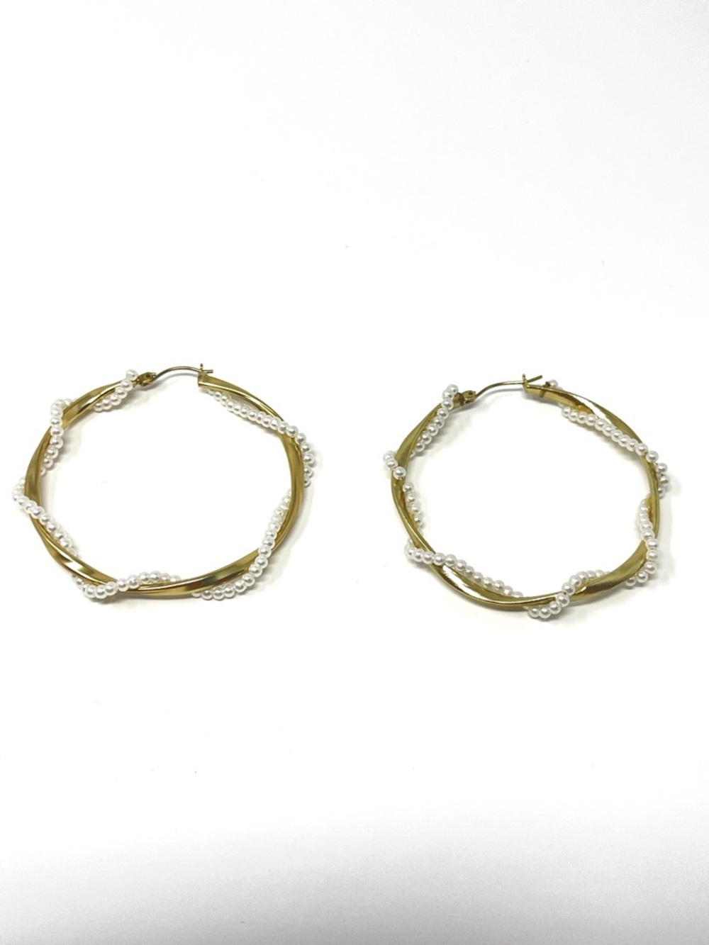 New Anthropologie Pearl Band Design Hoop Earrings Gold